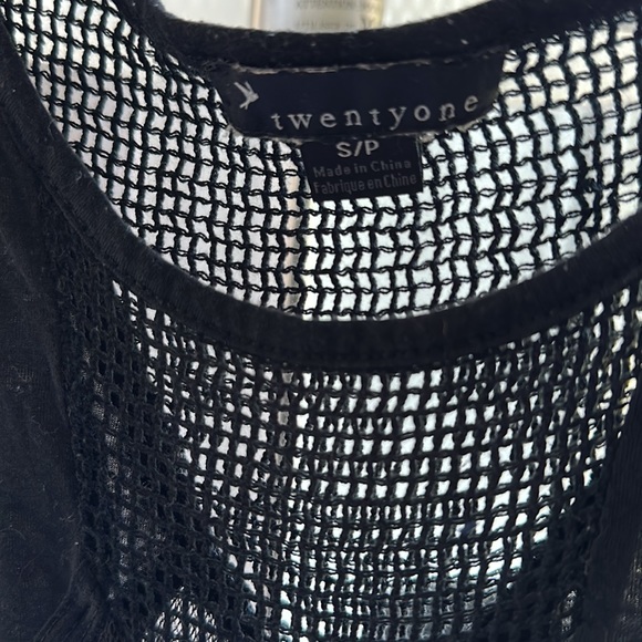 Sheer tee shirt - Picture 2 of 2